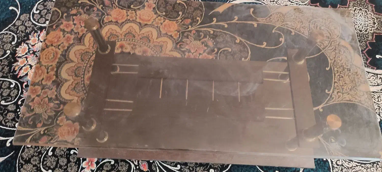 میز مبل در حدنوع|مبلمان خانگی و میز عسلی|شیراز, بید زرد|دیوار