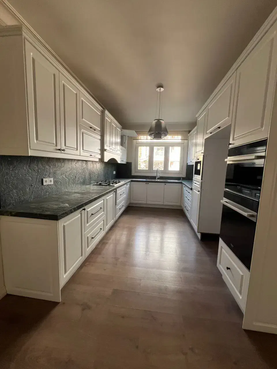 ۲۷۰ متر طبقه۵ برج باغ کامرانیه(فول مشاعات)|اجارهٔ آپارتمان|تهران, کامرانیه|دیوار