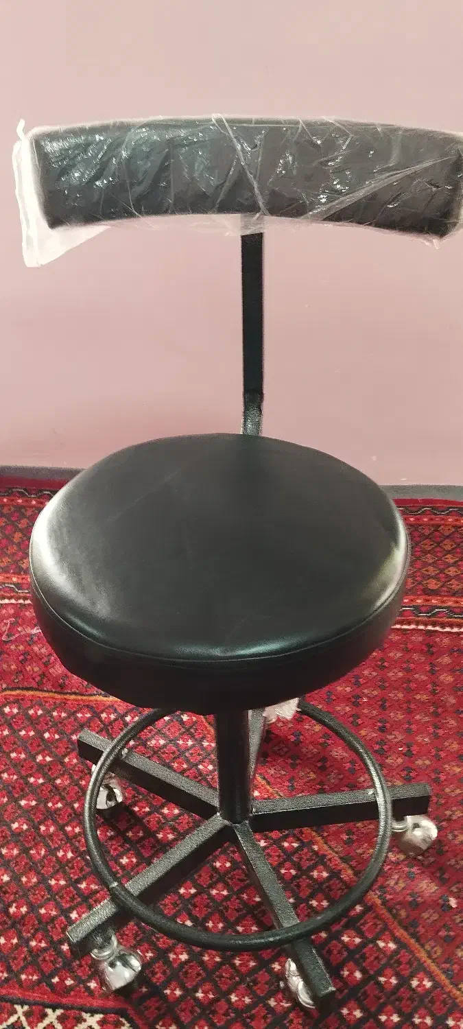 صندلی گردون|صندلی و نیمکت|ورزقان, |دیوار