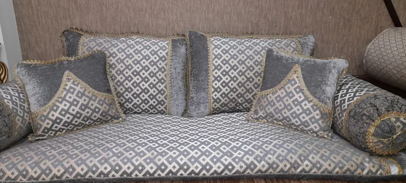 دو دست سرویس شاهنشین|رختخواب، بالش، پتو|بروجن, |دیوار