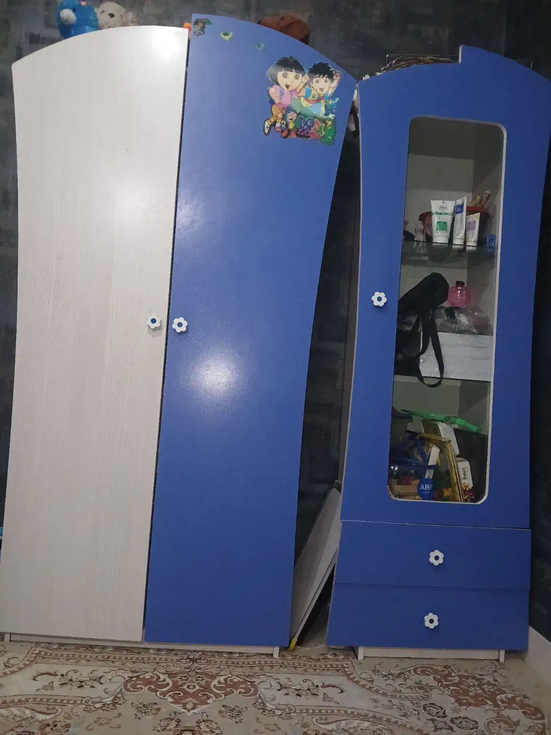 کمد ،ویترین وتخت|تخت و سرویس خواب|فولادشهر, فولادشهر|دیوار