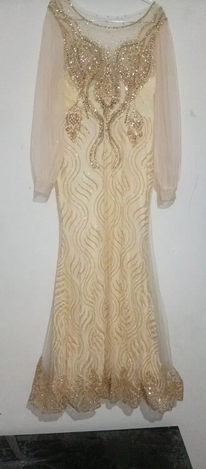 نو می باشد|لباس|شوط, |دیوار