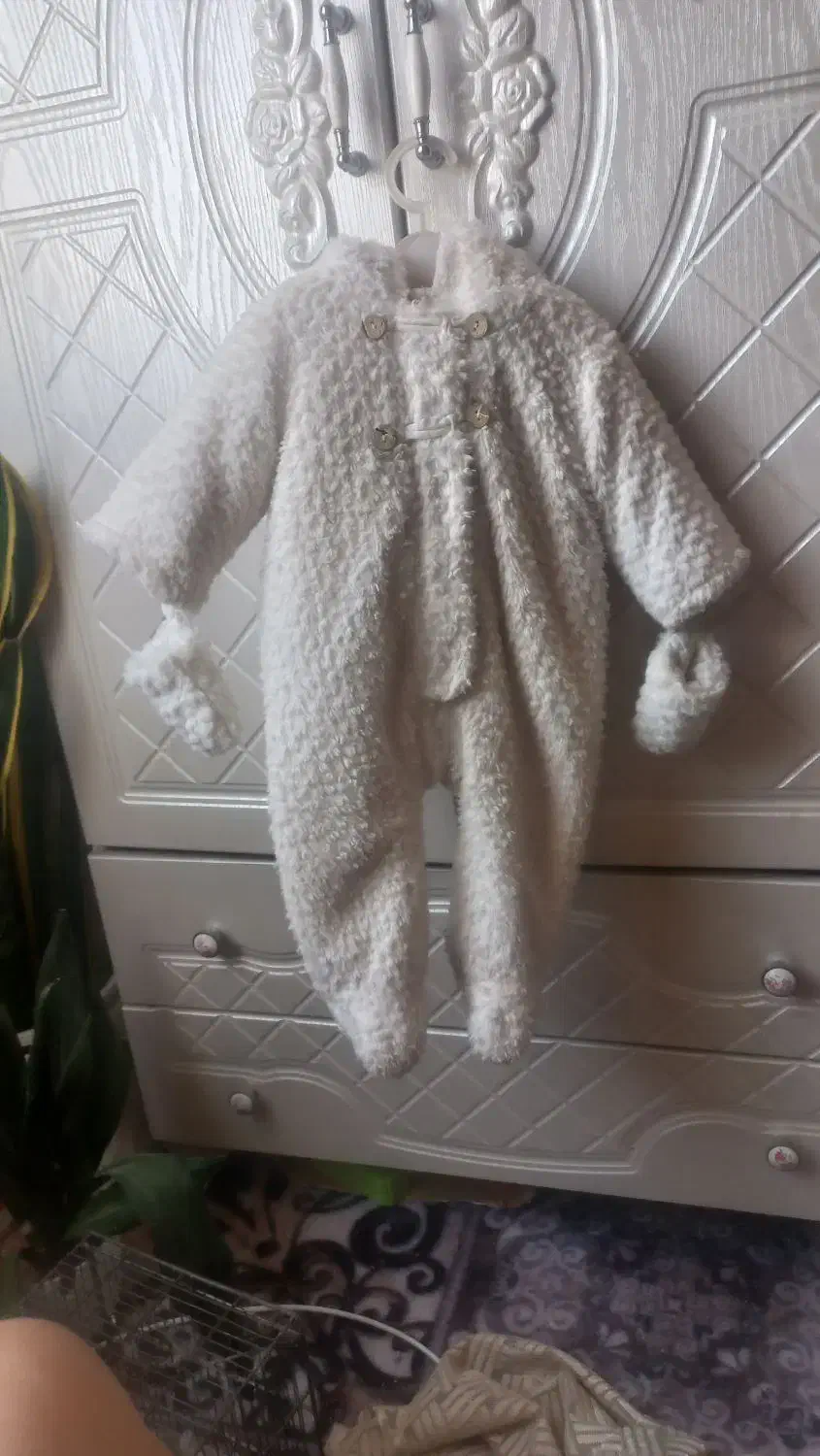 لباس بچگانه|کفش و لباس بچه|قرچک, میرزائی جنوبی|دیوار