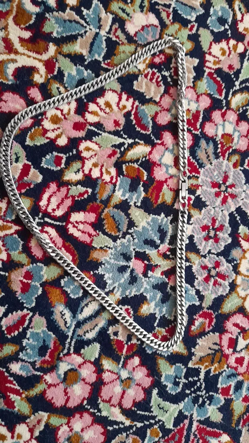 یک عدد گردنبند رنگ ثابت|بدلیجات|زاهدان, |دیوار