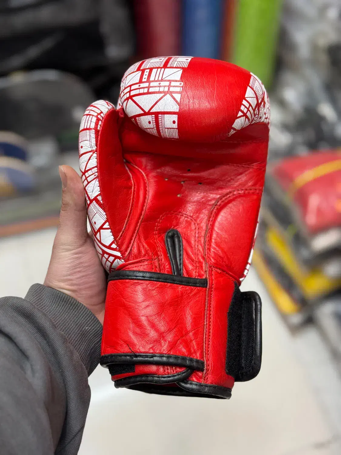 دستکش بوکس و روپا|تجهیزات ورزشی|تهران, امیریه|دیوار