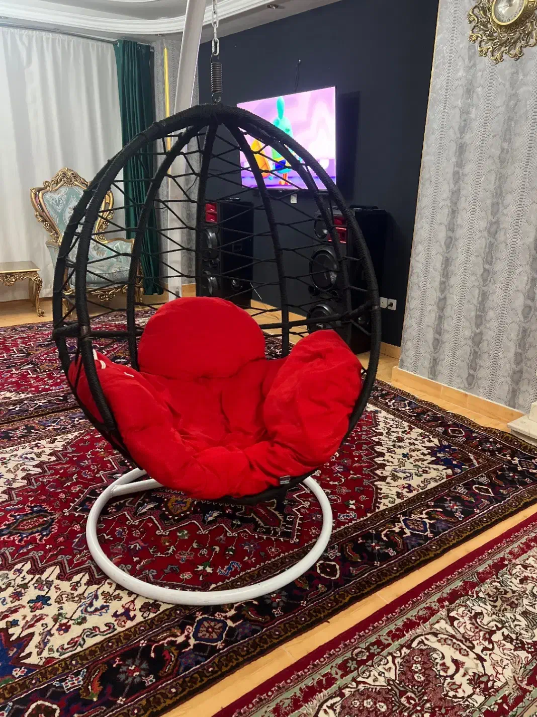 صندلی تابی|مبلمان خانگی و میز عسلی|تبریز, |دیوار