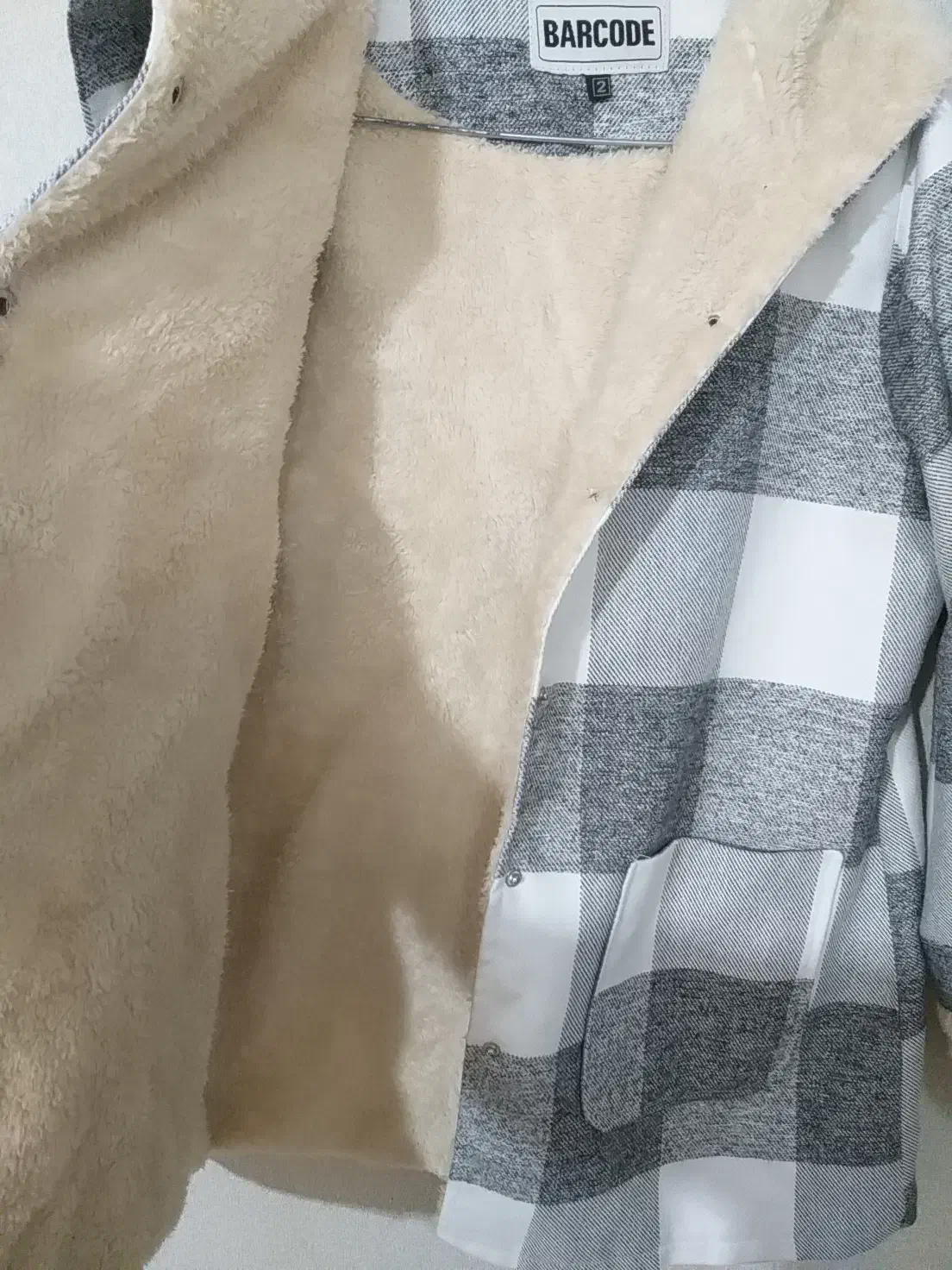 کاپشن|لباس|مشهد, کلاهدوز|دیوار