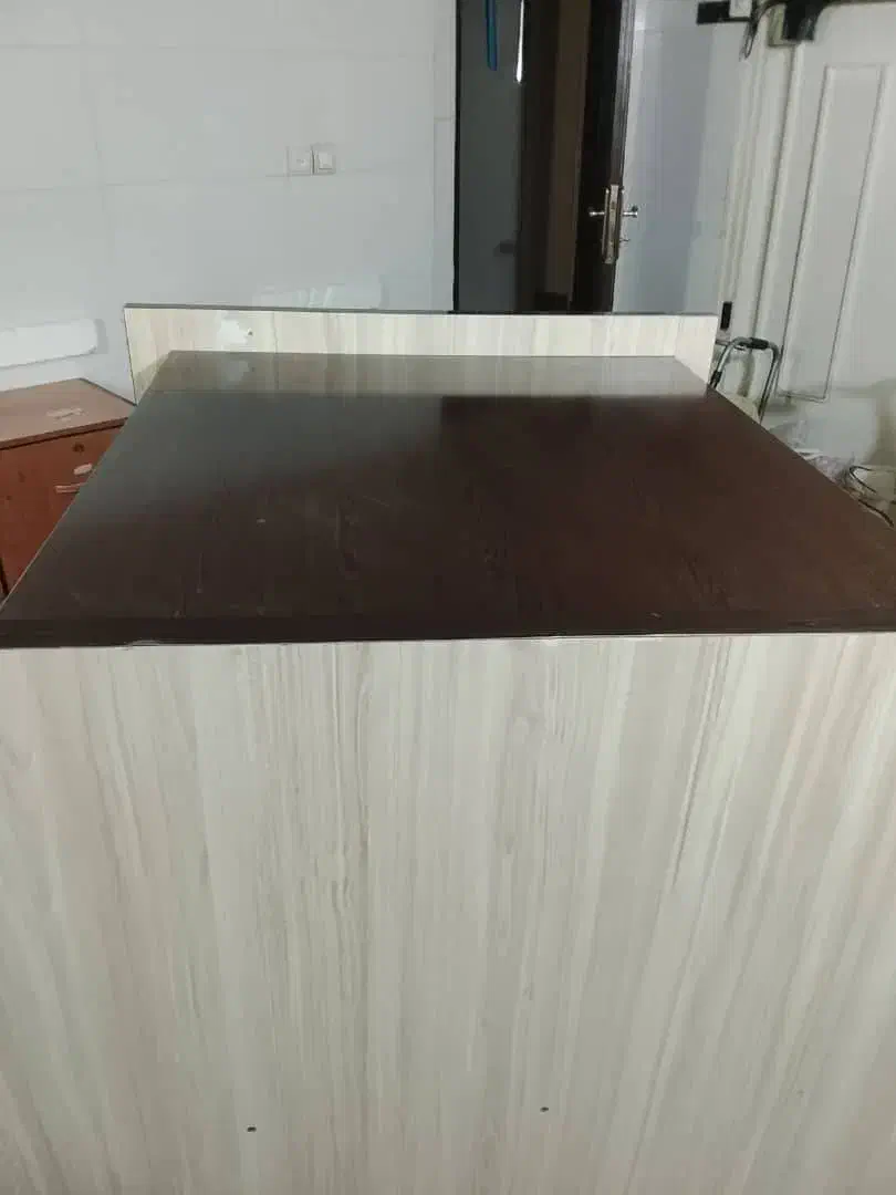 میز پیشخوان برای ادارات ودفاتر اسناد رسمی وپیشخوان|مبلمان اداری|خوی, |دیوار