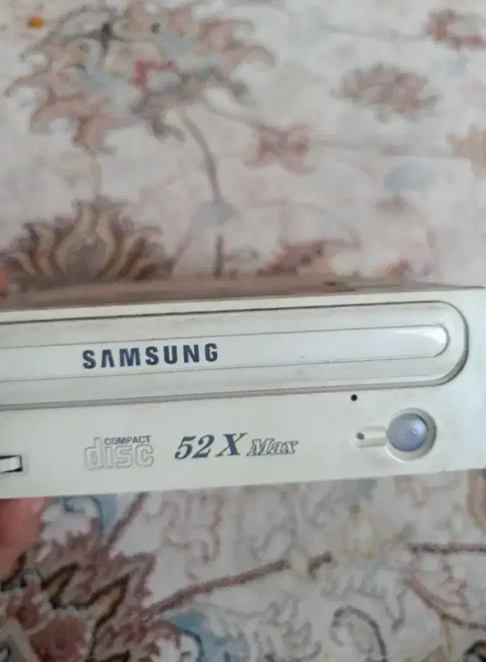دی وی دی رایتر سامسونگ ۲۵۰هزار|قطعات و لوازم جانبی رایانه|اصفهان, ملکشهر|دیوار