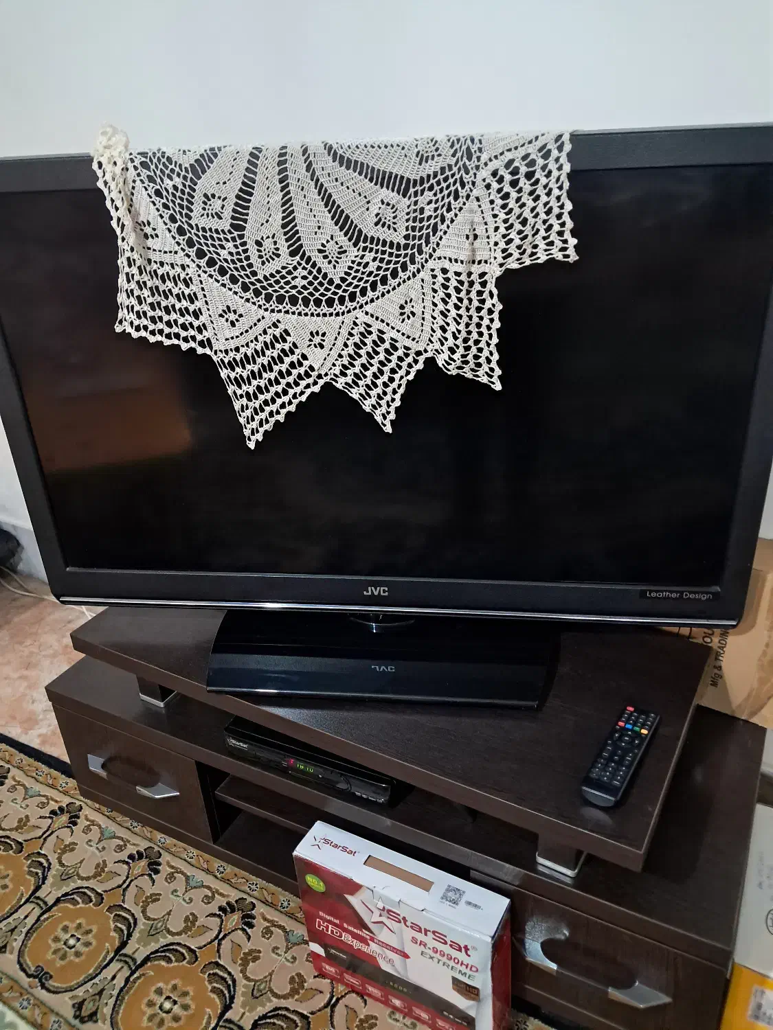 تلویزیون LCD  سالم JVC 40 inch|تلویزیون و پروژکتور|کرج, عظیمیه|دیوار