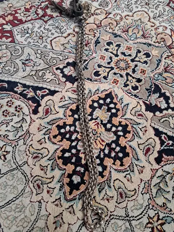 زنجیریزدی|کلکسیون اشیاء عتیقه|شیراز, تندگویان|دیوار