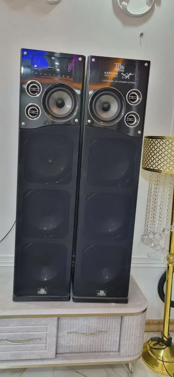 یه جفت باند خریدار واقعی تماس بگیره.|سیستم صوتی خانگی|قرچک, قشلاق جیتو|دیوار