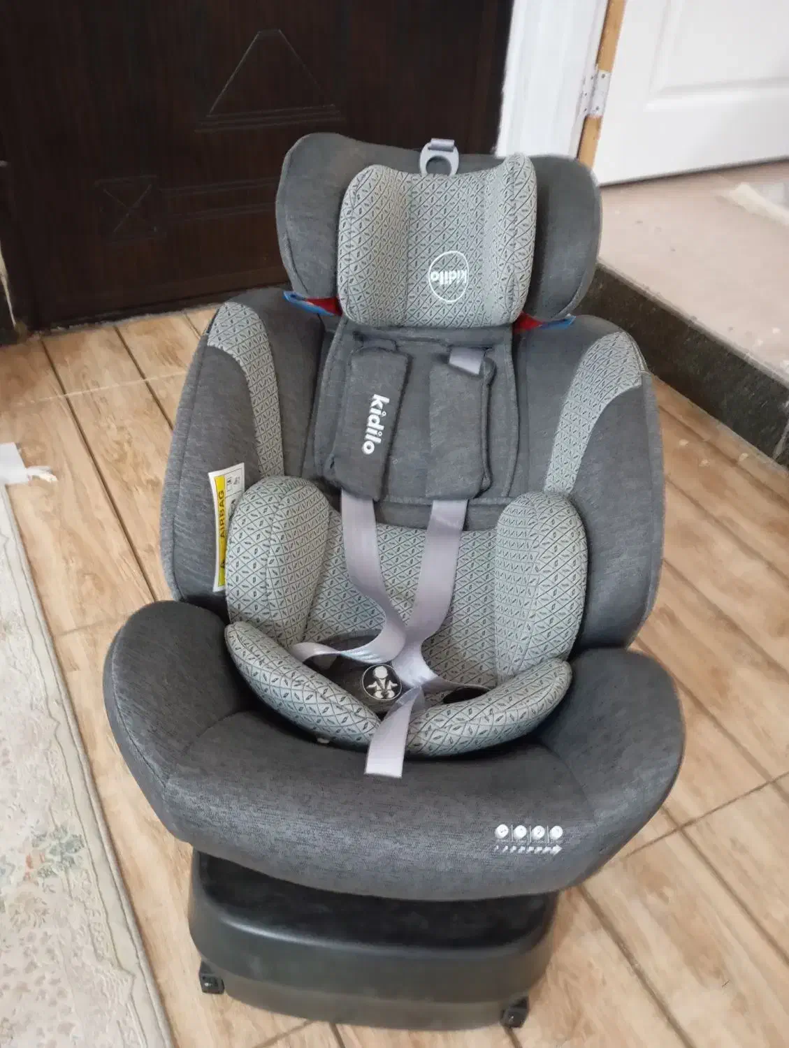 صندلی ماشین کیدیلو بهترین کیفیت|تخت و صندلی بچه|دوگنبدان, |دیوار