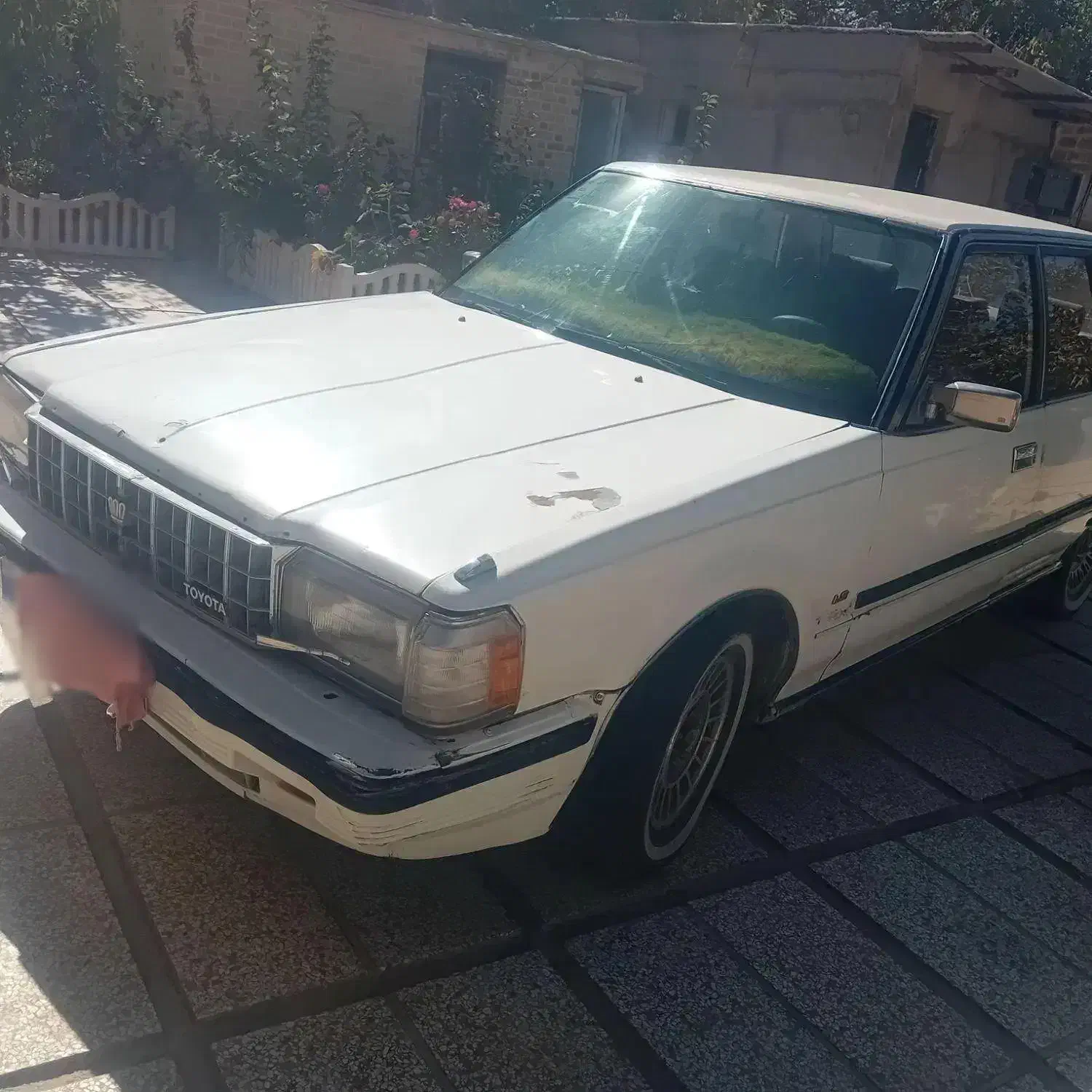تویوتا|خودرو کلاسیک|هشتگرد, خور|دیوار