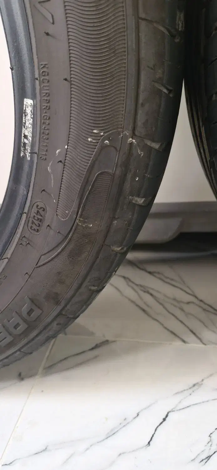 فروش لاستیک بارز در حد نو|قطعات یدکی و لوازم جانبی|زرقان, |دیوار