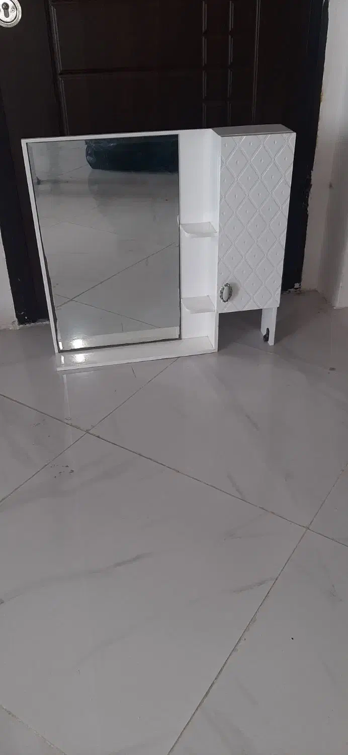 آیینه و باکس سرویس بهداشتی|لوازم سرویس بهداشتی|باقرشهر, |دیوار