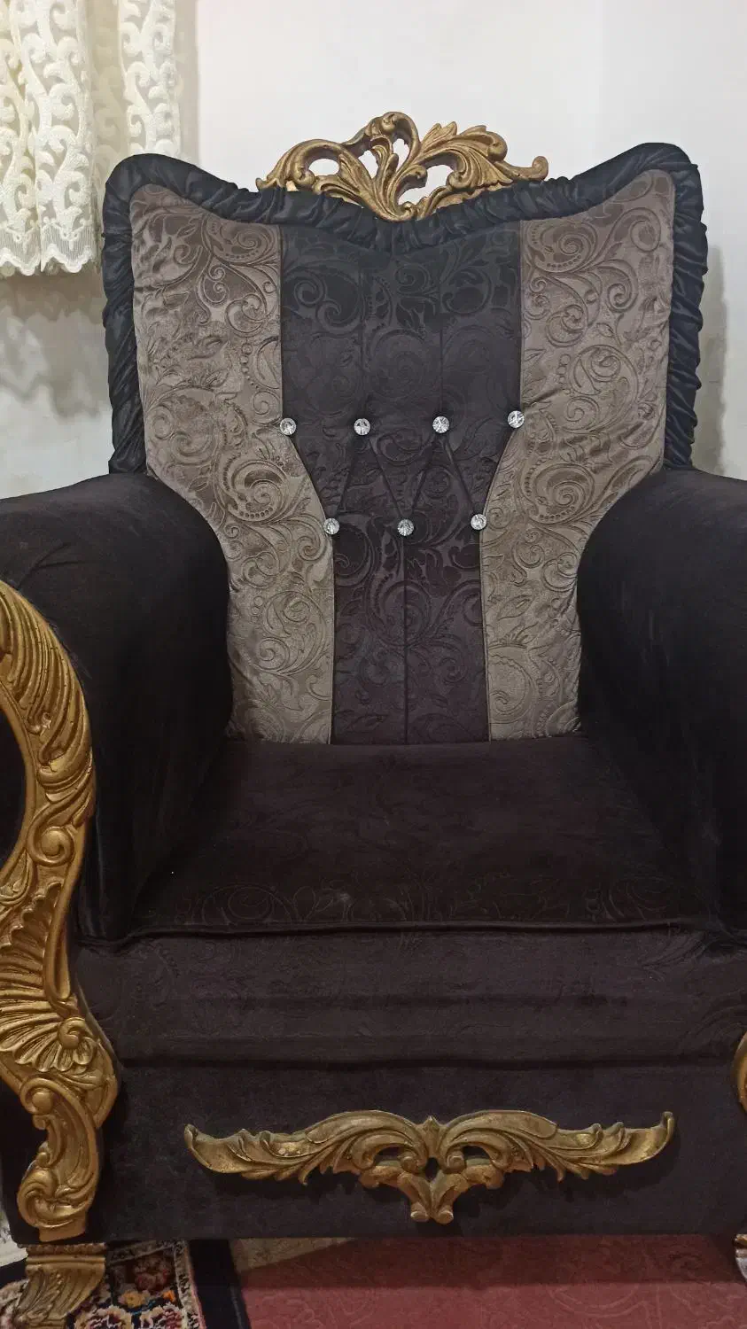 مبل هفت نفره تمیز و در حد نو|مبلمان خانگی و میز عسلی|رزن, |دیوار