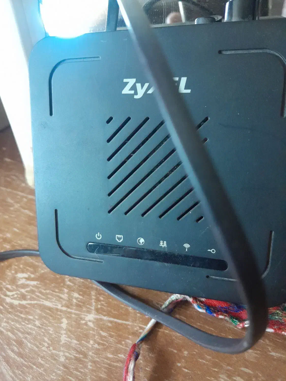 دستگاه وایفا|مودم و تجهیزات شبکه|قم, هفت تیر|دیوار