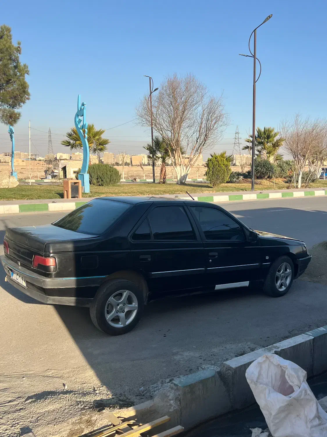 پژو ۴۰۵مدل ۸۳|خودرو سواری و وانت|نسیمشهر, |دیوار