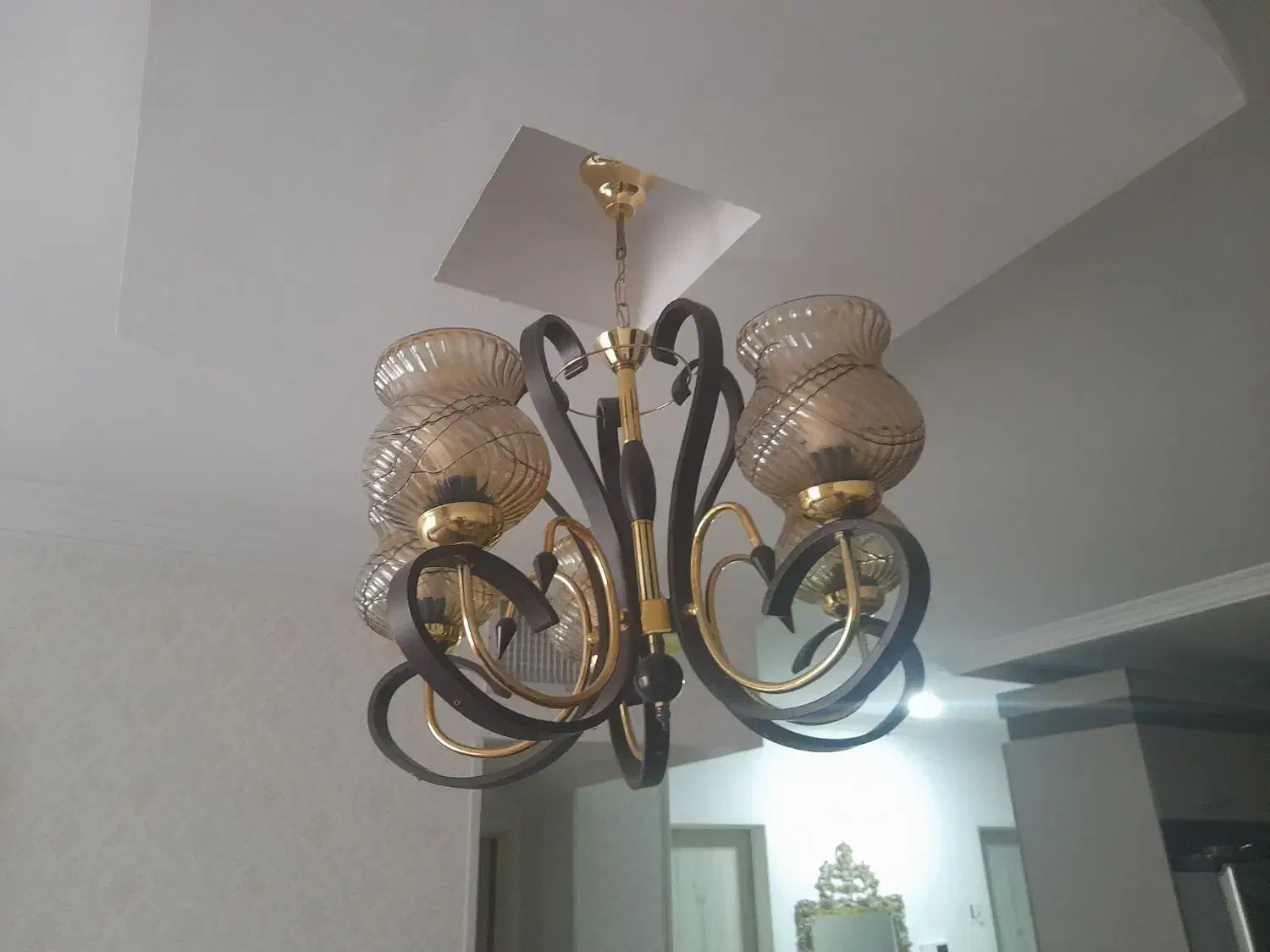 لوسترپذیرایی|لوستر و چراغ آویز|همدان, |دیوار