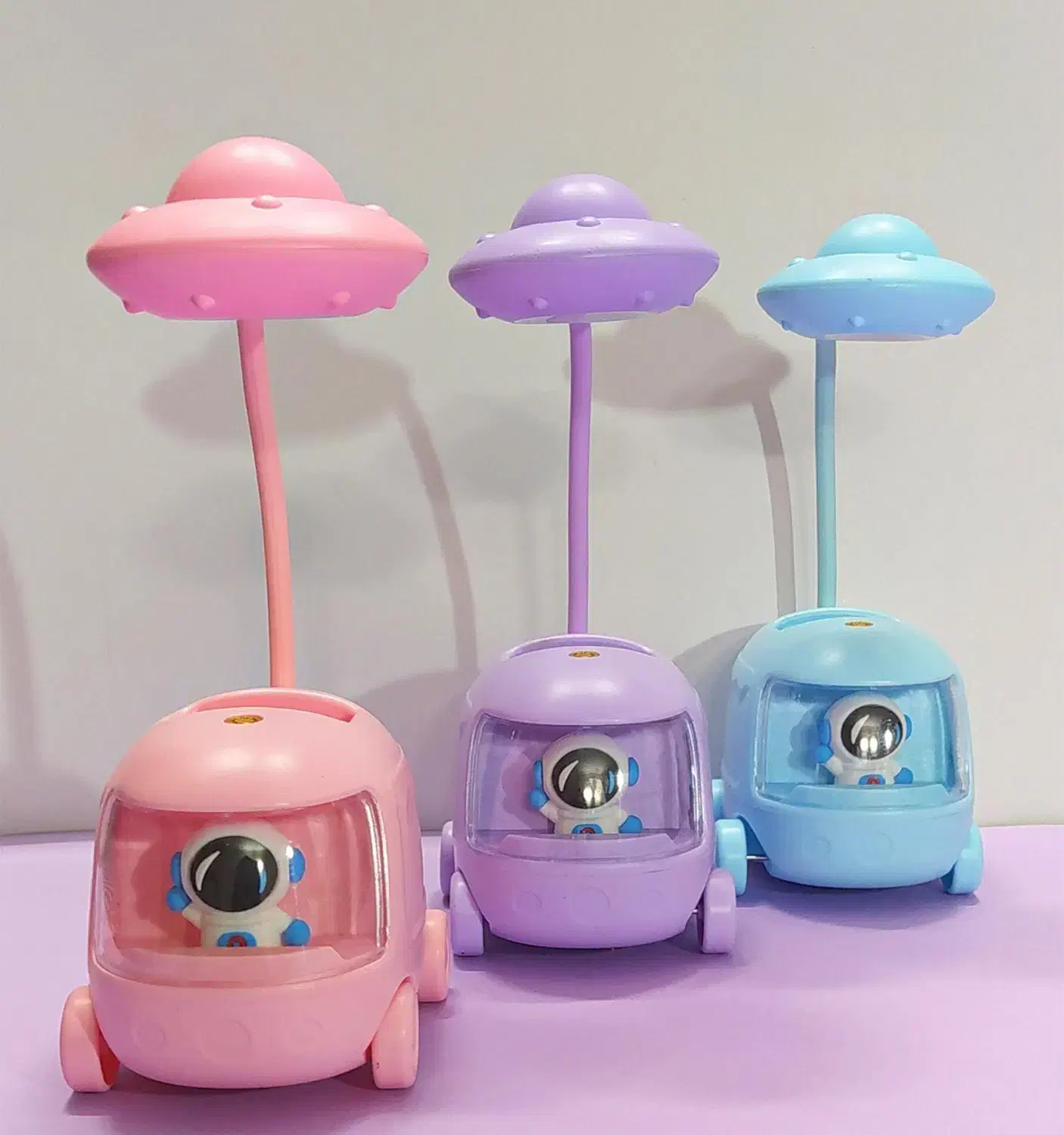 چراغ مطالعه فضانورد ماشینی جدید|لوازم التحریر|اسلام‌‌آباد غرب, |دیوار