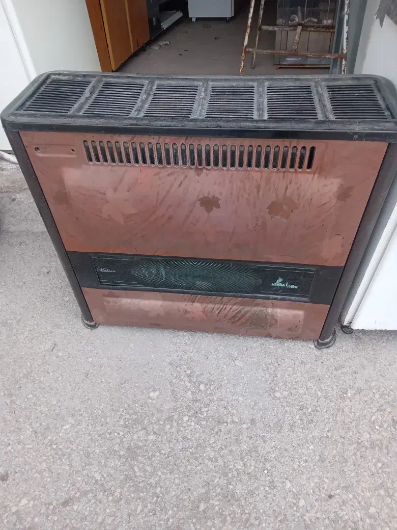 قدیمی کلکسیونی عکس رو ورق بزنید|کلکسیون اشیاء عتیقه|اردبیل, |دیوار