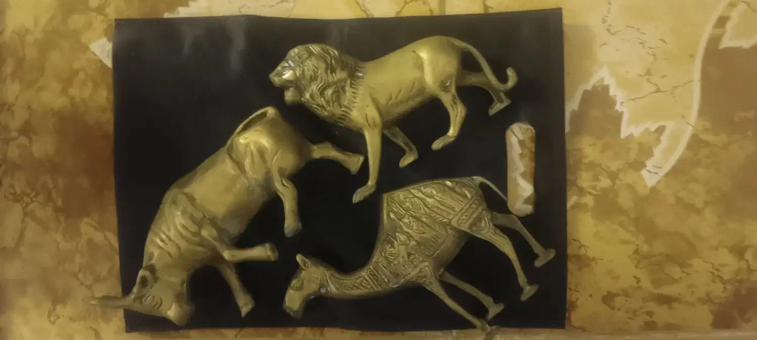 سه عدد مجسمه برنجی تو پر طرح هخامنش|مجسمه، تندیس، ماکت|رشت, منظریه|دیوار