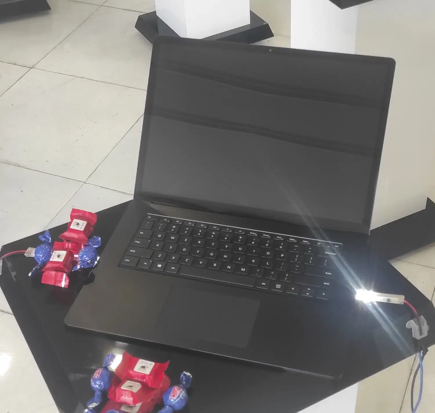 سرفیس لپتاپ لمسی(15)اینچیi7 رم16|رایانه همراه|یزد, |دیوار