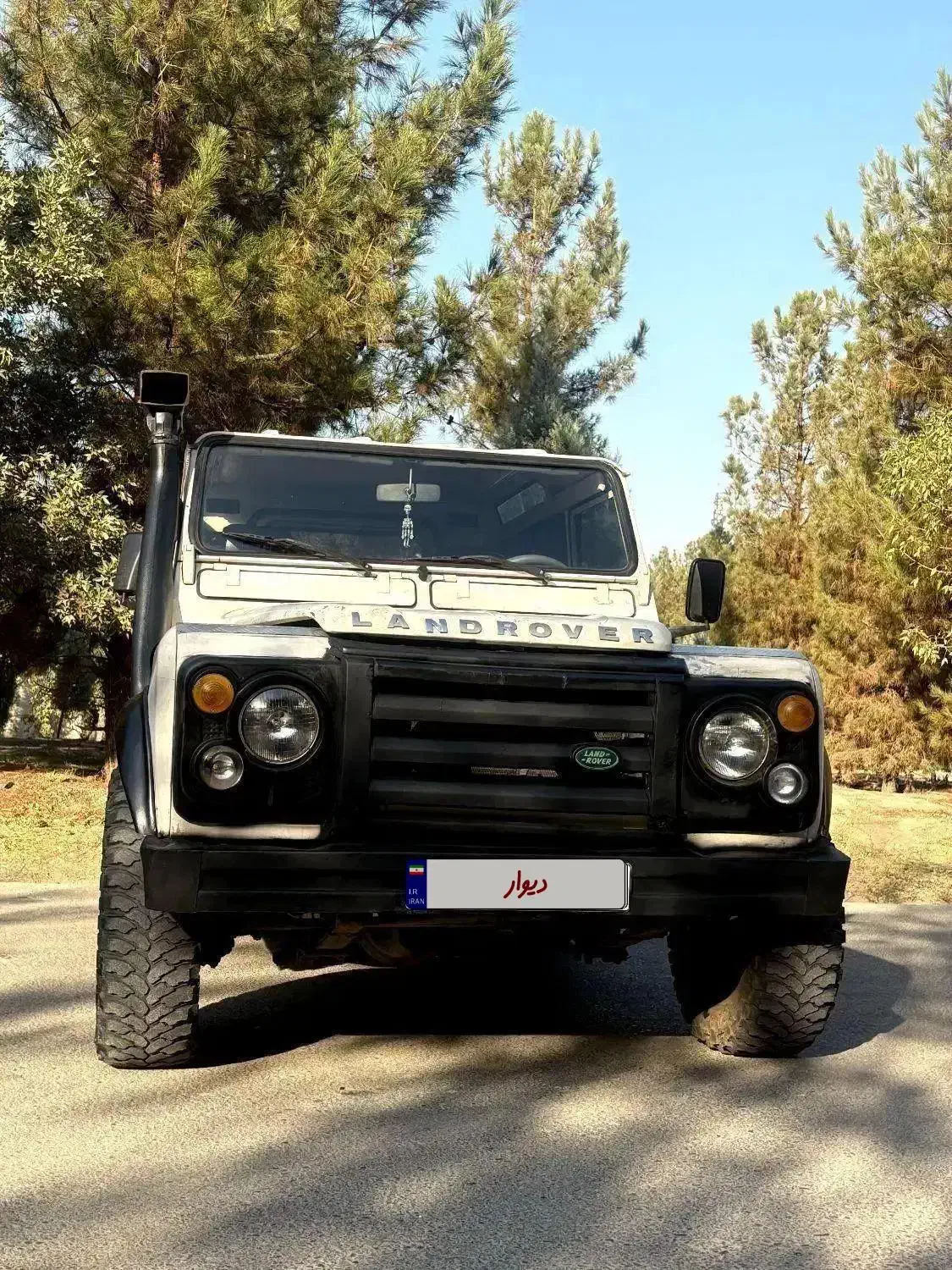 لندروور ( پاژن ) مدل ۱۳۷۶ بی رنگ ، ۷ نفره معاوضه|خودرو سواری و وانت|کرج, باغستان|دیوار