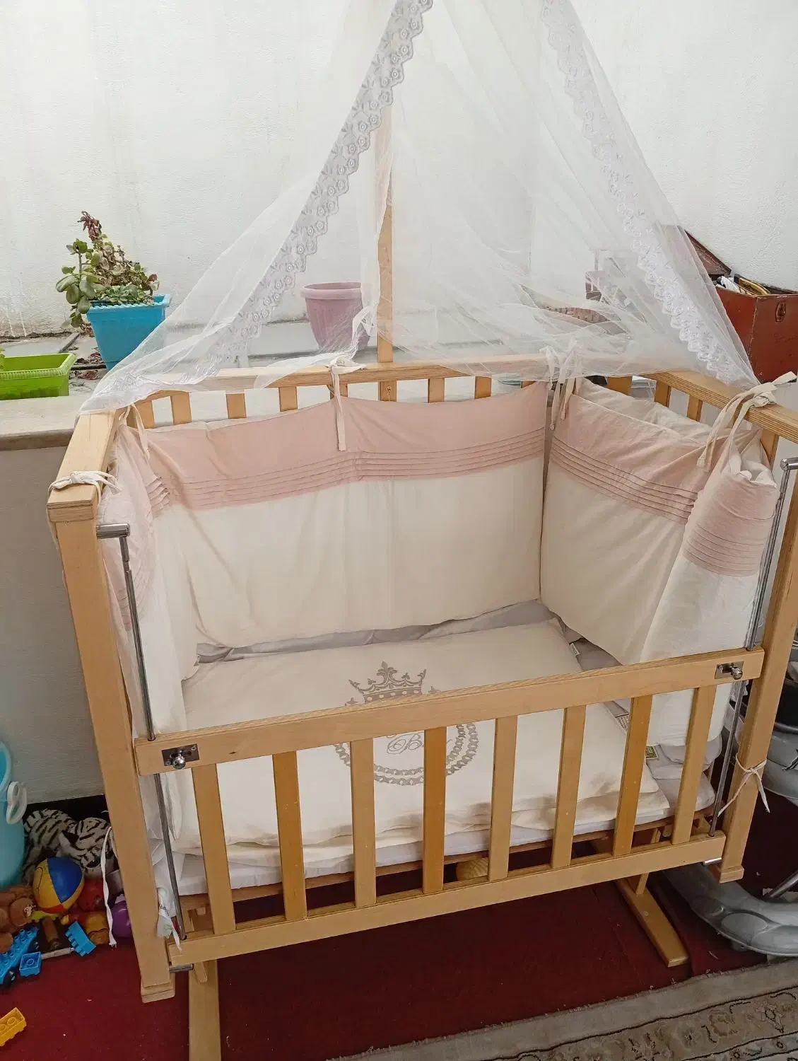 تخت نوزادی|اسباب و اثاث بچه|شیراز, سایت اداری|دیوار