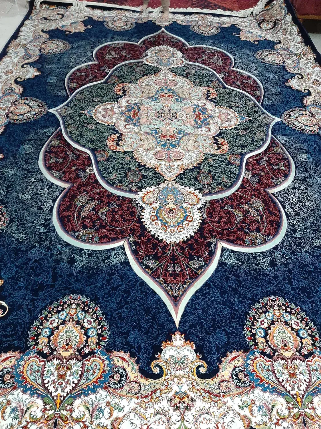 فرش ۹متری|فرش|اندیشه, شهرک کوثر|دیوار