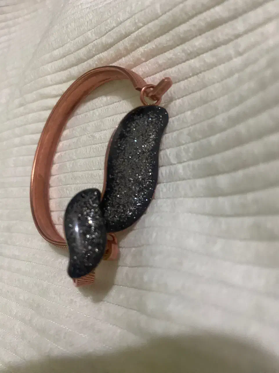 انگشتر و دست بند طرح مسی نونو بدون استفاده فقط ۳۰۰|بدلیجات|تربت جام, بیست متری منبع آب|دیوار