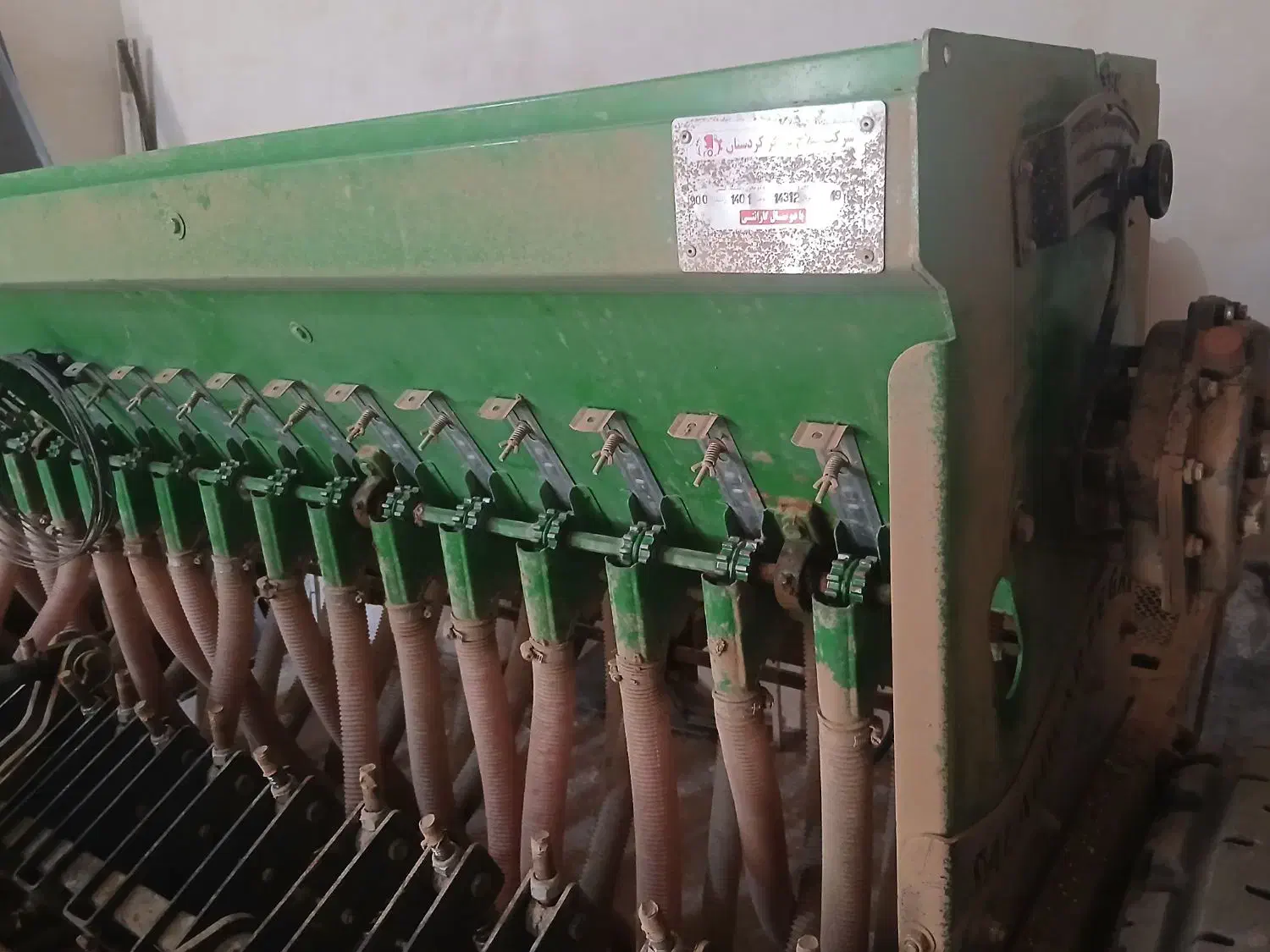 بذر پاش و دیکس|ماشین‌آلات صنعتی|سنقر, |دیوار