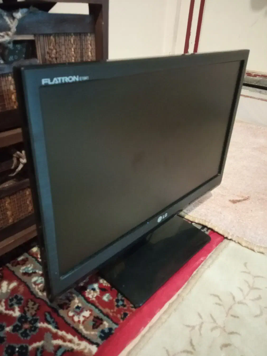 مانیتور 14اینچ ال جی|قطعات و لوازم جانبی رایانه|ملارد, |دیوار