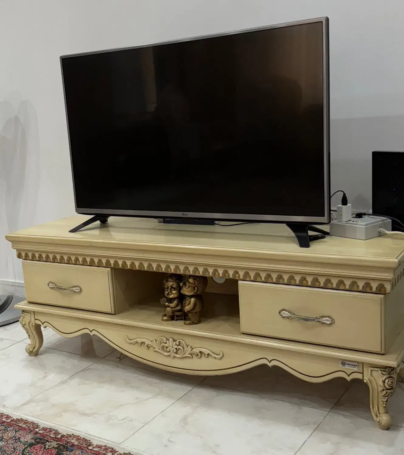 میز تلویزیون|میز تلویزیون|رشت, منظریه|دیوار