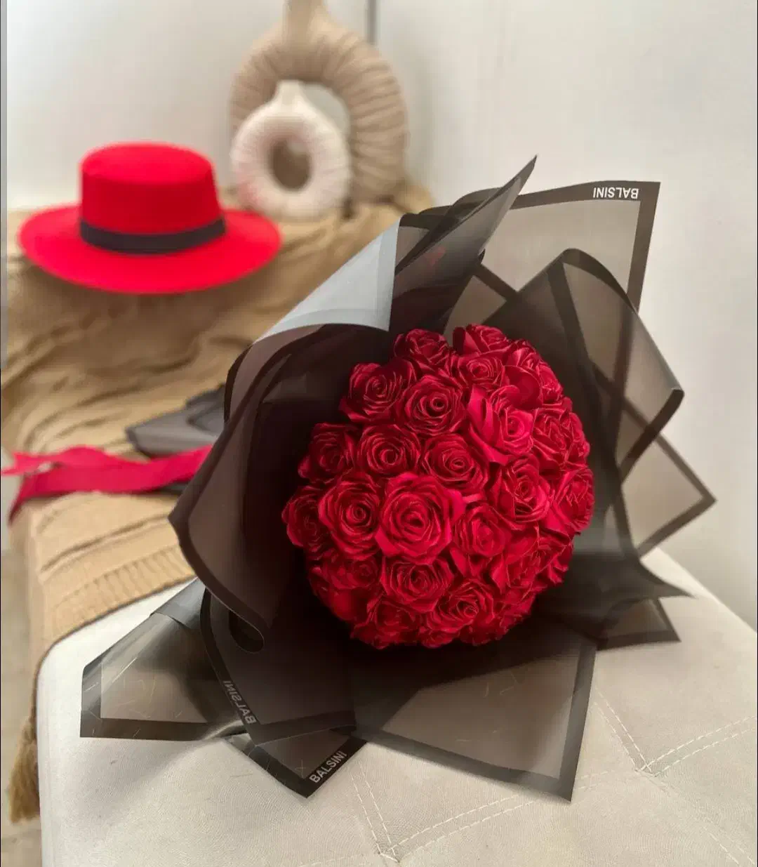 گل روبانی|گل مصنوعی|نیشابور, دارایی|دیوار