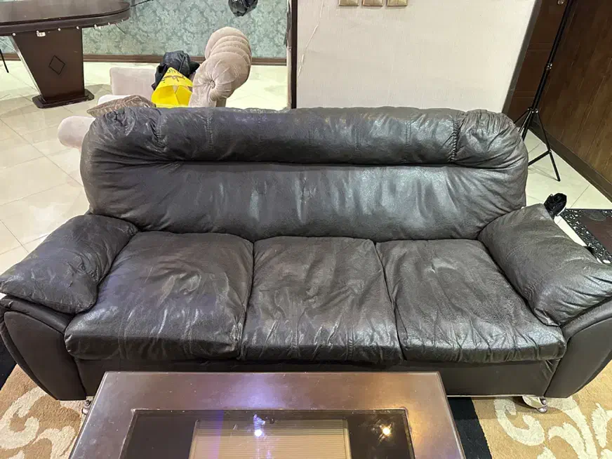 مبلمان چرم|مبلمان خانگی و میز عسلی|اصفهان, کوی شهید کشوری|دیوار