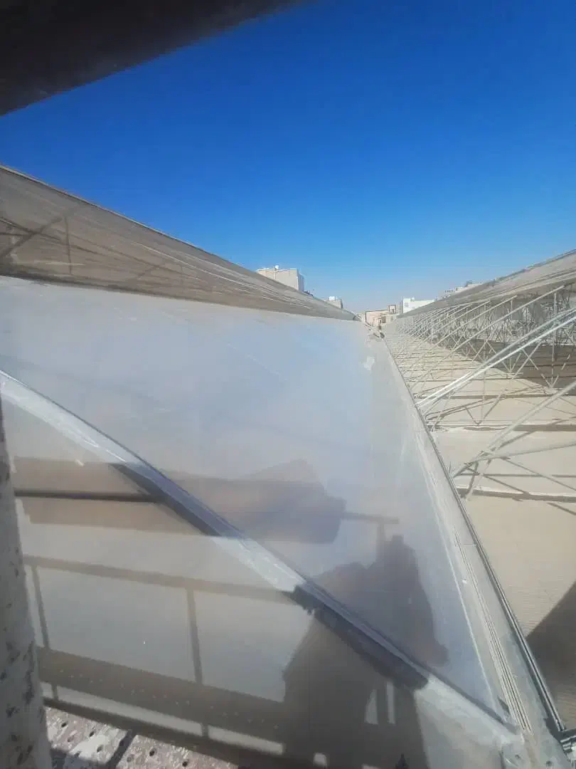 اجرا پلاستیک گلخانه تعویض پلاستیک نصب رولاب پنحره|خدمات باغبانی و درختکاری|نسیم‌شهر, |دیوار