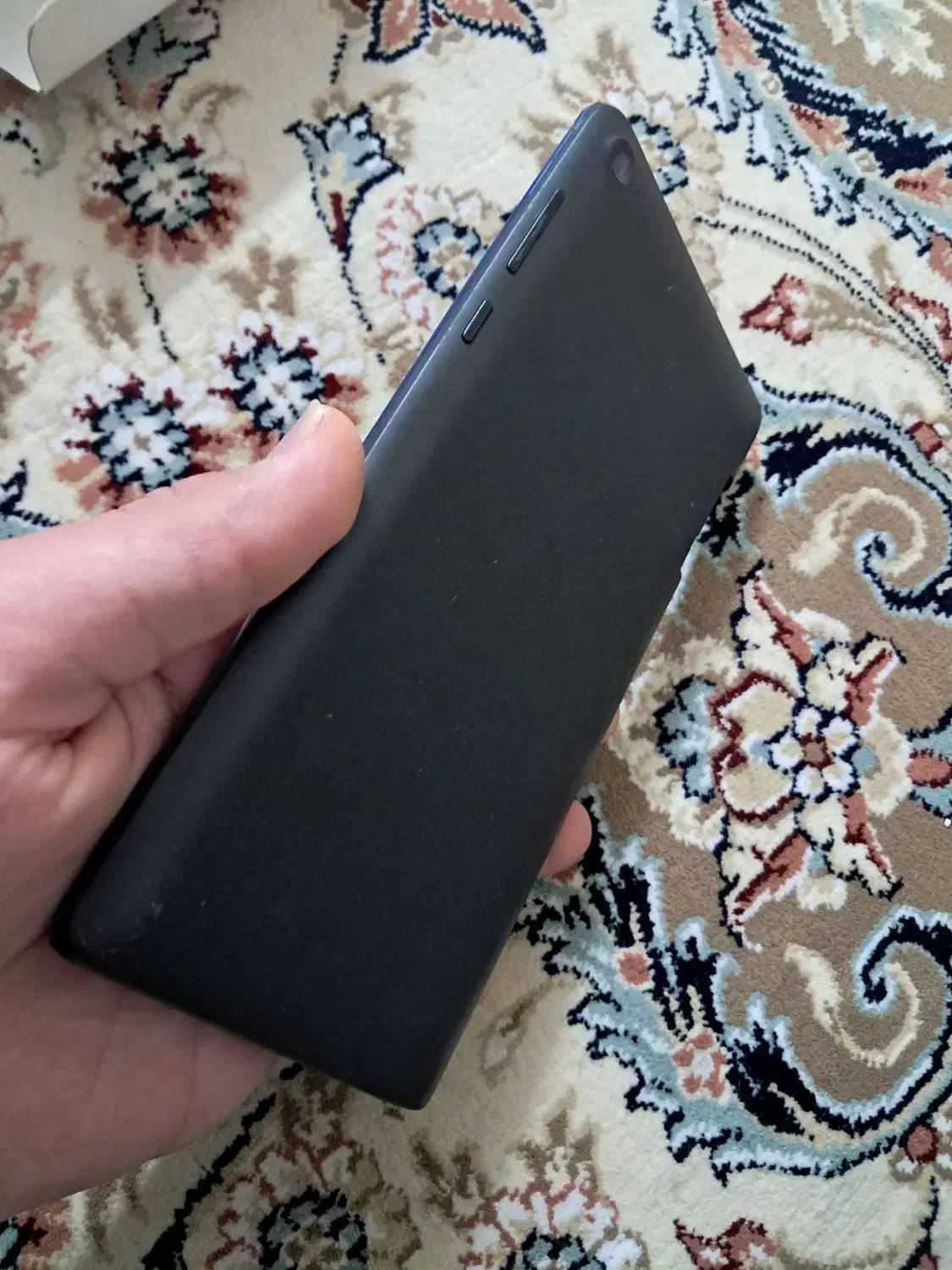 تبلت لنووا|تبلت|تهران, انبار نفت|دیوار