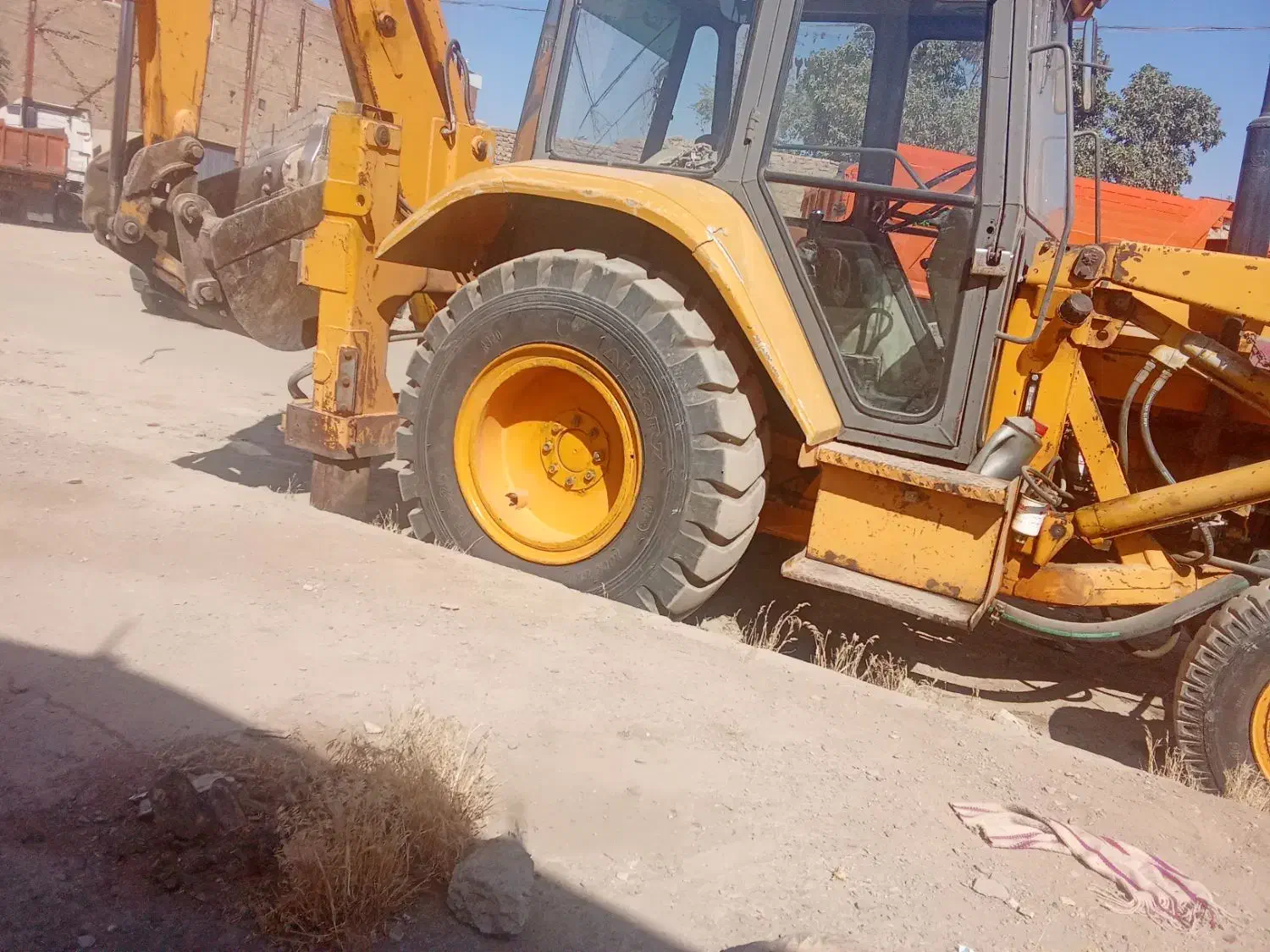 اجرای پروژه‌های کشاورزی اداری وغیره|ماشین‌آلات صنعتی|پیر بکران, |دیوار