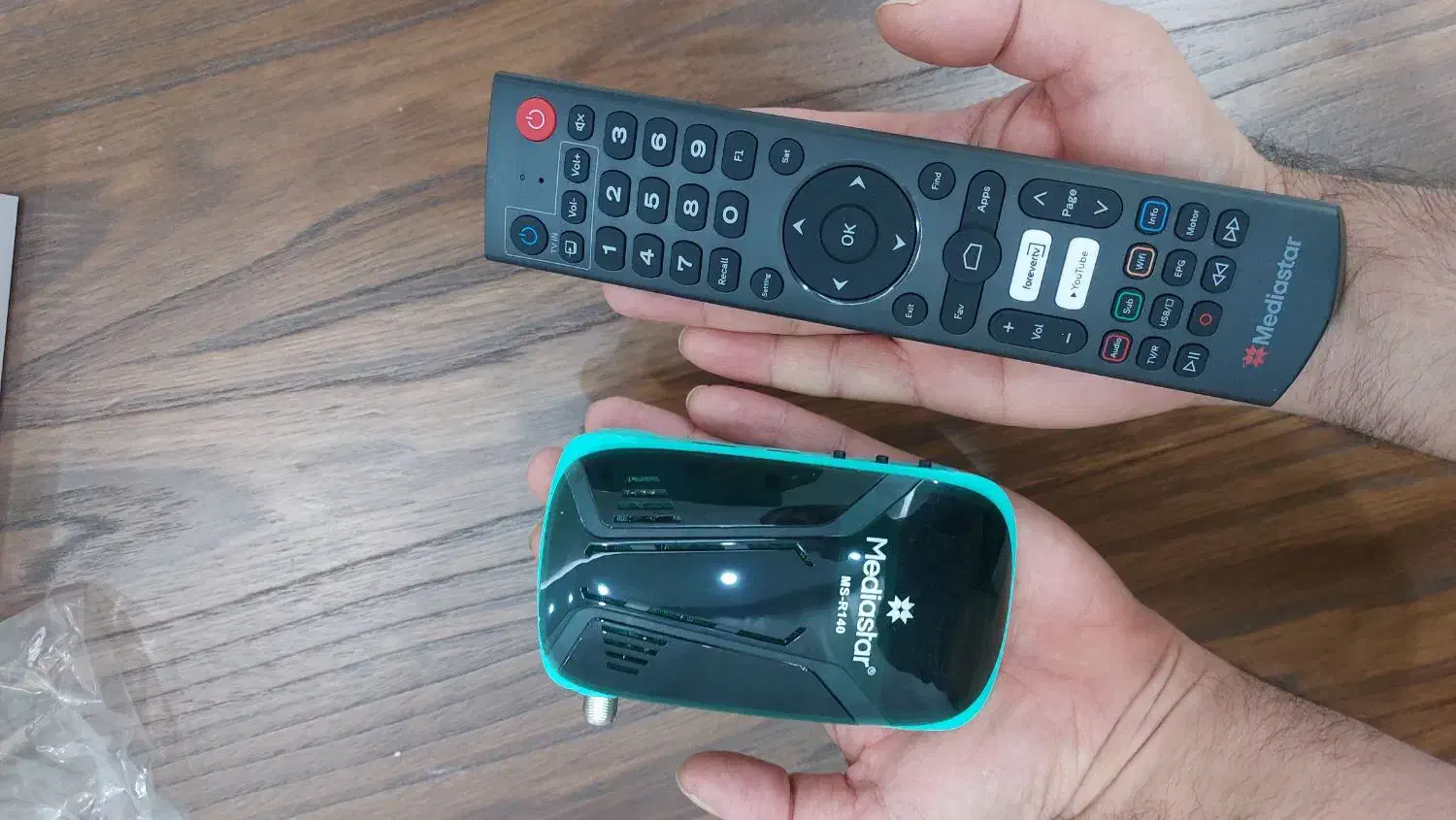 نصب انواع آنتن تلویزیون نصاب تنظیم گیرنده دیجیتال|خدمات پیشه و مهارت|اصفهان, خانه اصفهان|دیوار