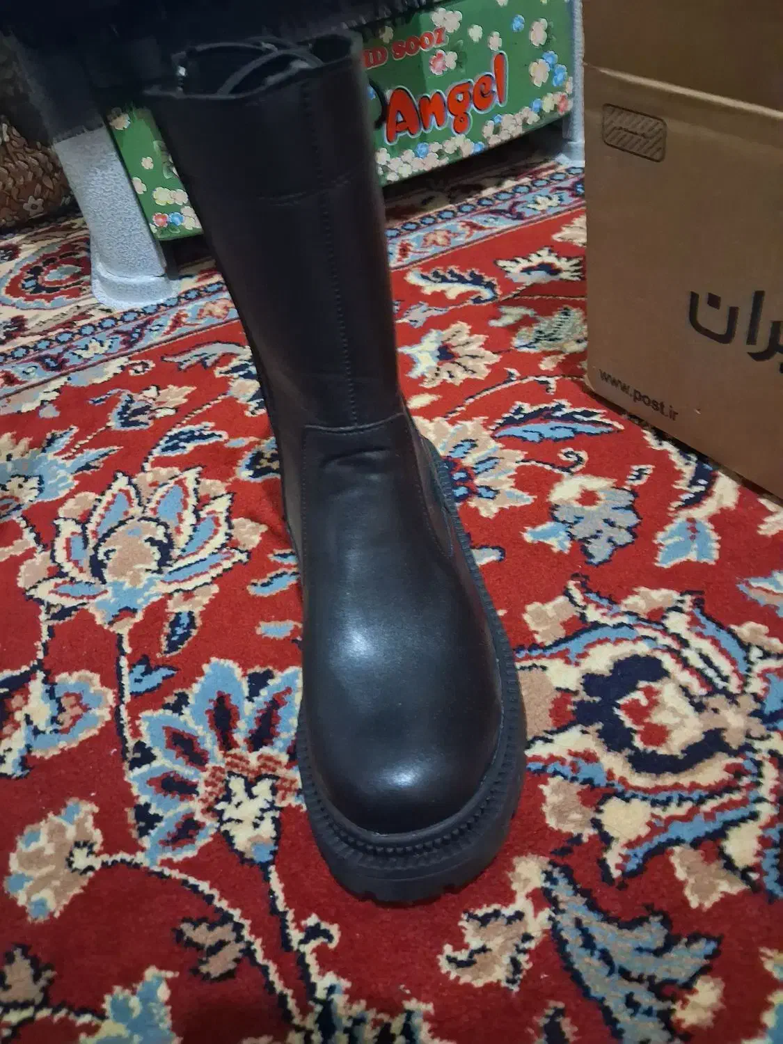 پوتین شیک و زیباونواصلا استفاده نشده سایز۳۹|کیف، کفش، کمربند|کنگاور, |دیوار