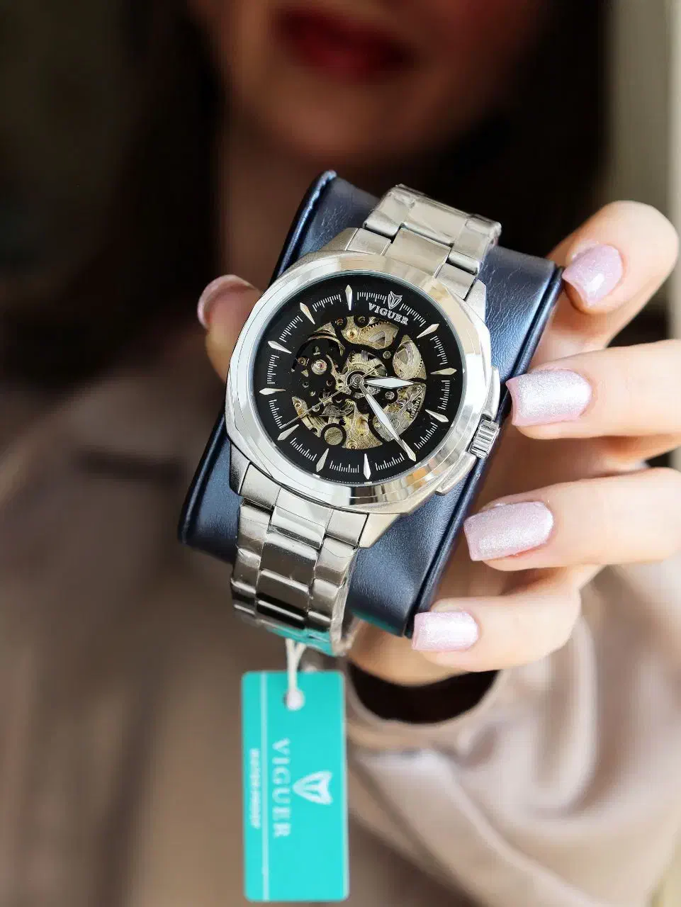 ساعت اتوماتیک اسکلتون موتور پیدا Viguer|ساعت|اصفهان, قلعه طبره|دیوار