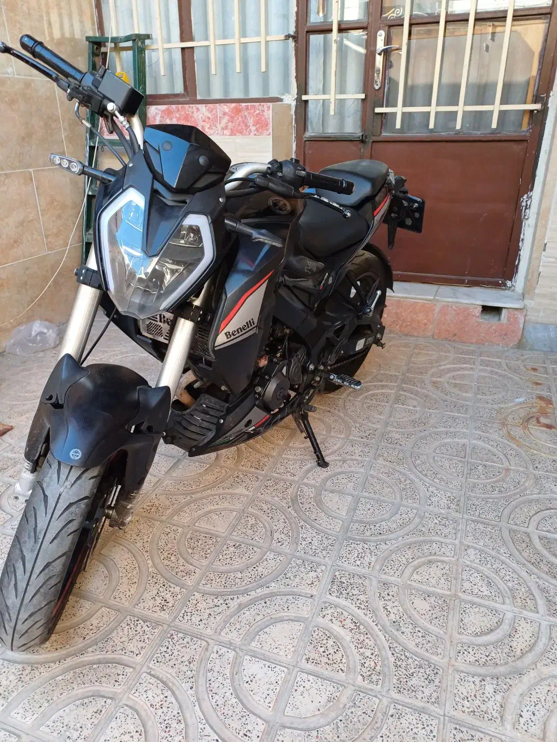 بنلی ۱۸۰s|موتورسیکلت|چناران, |دیوار