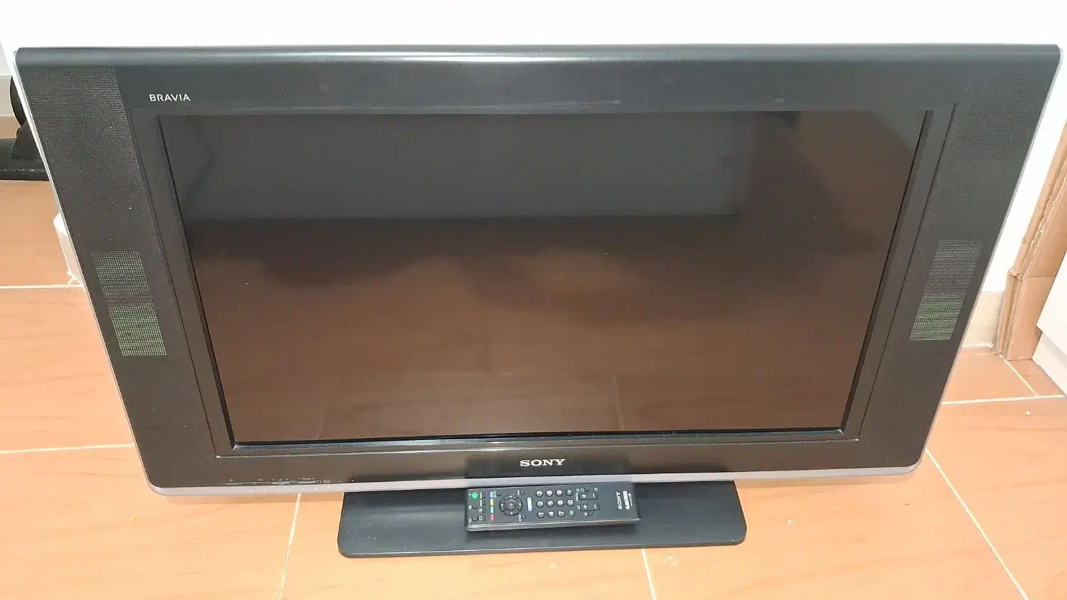 تلویزیون ۳۲ اینچ سونی سالم|تلویزیون و پروژکتور|شریف‌آباد, |دیوار