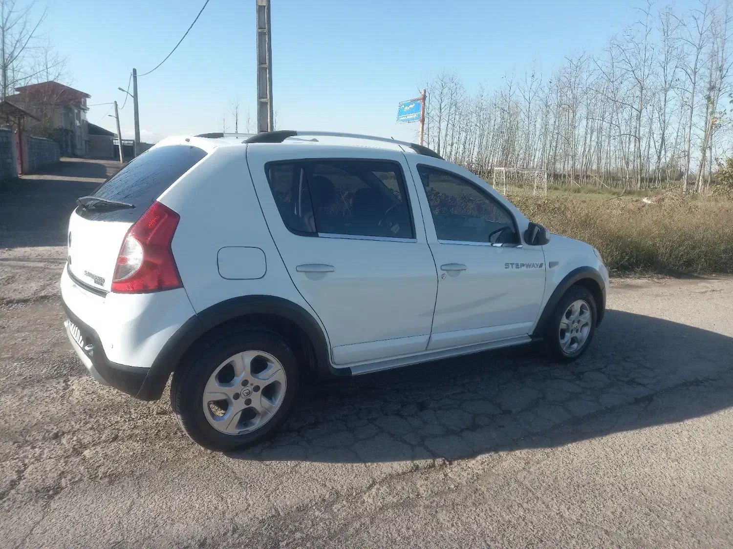 رنوساندروسواری اتوماتیک تیپAT مدل۹۸|خودرو سواری و وانت|رشت, استقامت ۲|دیوار