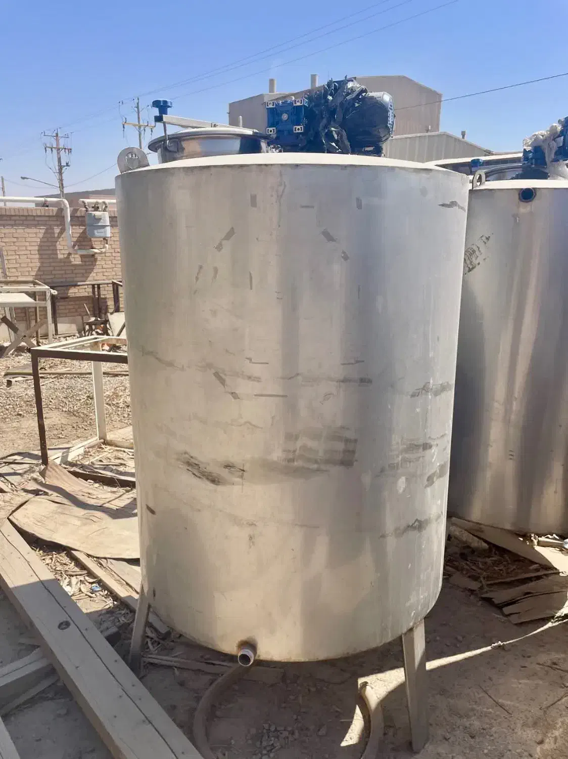 تانک استیل میکسر دار|ماشین‌آلات صنعتی|اردکان, |دیوار