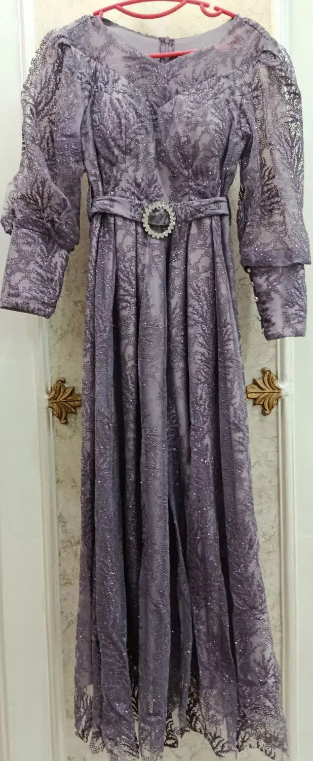 لباس مجلسی|لباس|مشهد, دانشجو|دیوار