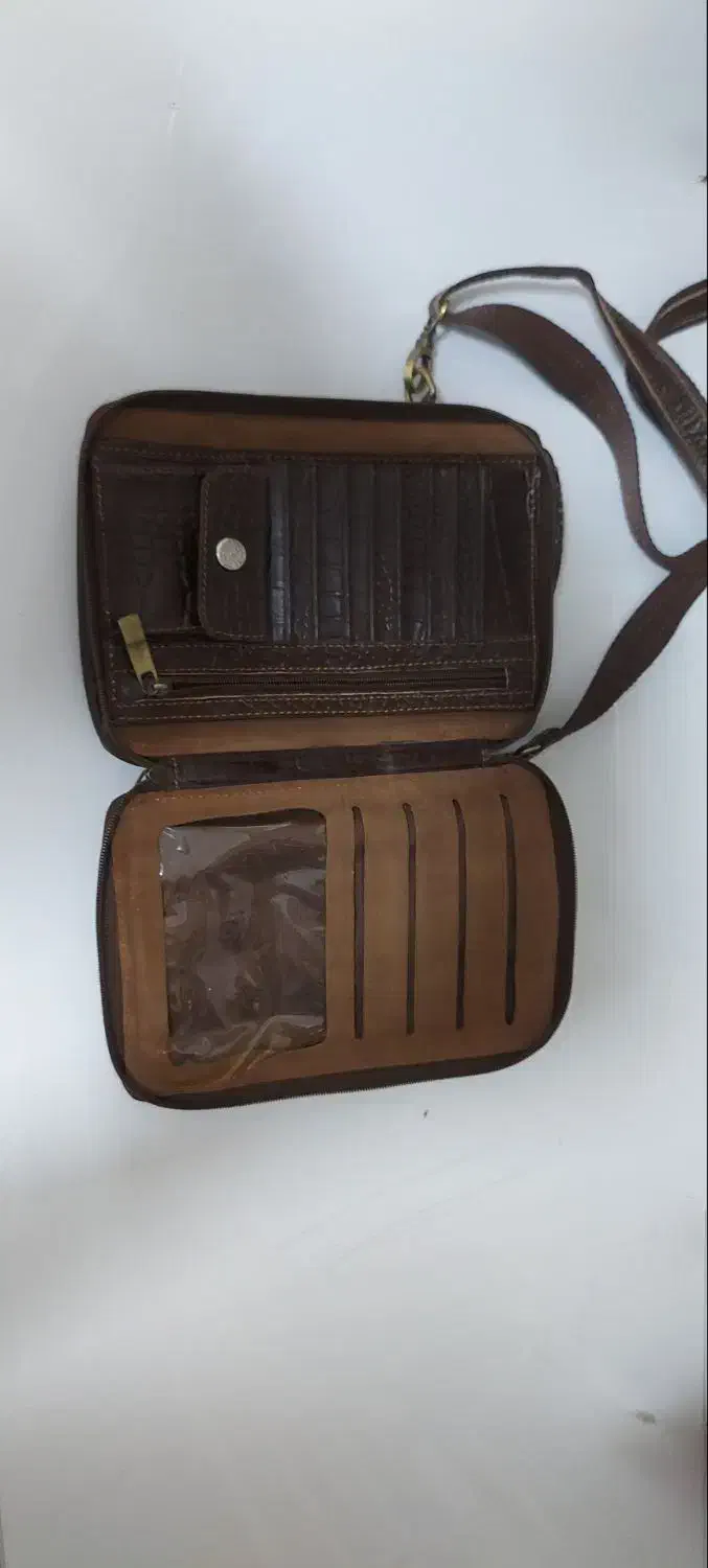 کیف چرم قهوه ای|کیف، کفش، کمربند|قم, باجک دو|دیوار