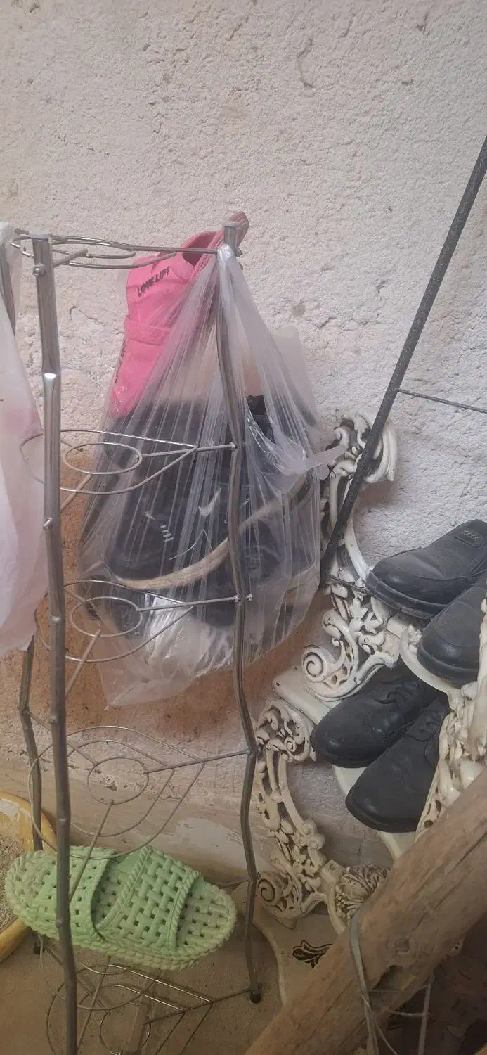 پایه قابلمه|آب‌چکان و نظم‌دهنده ظروف|مشهد, نیروی هوایی|دیوار